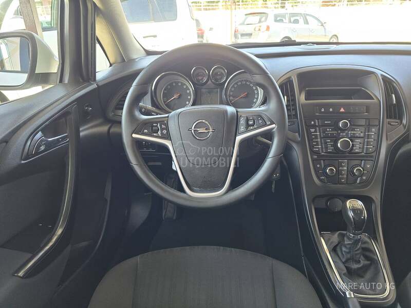 Opel Astra J 1.6B/CH/KAO N0VA