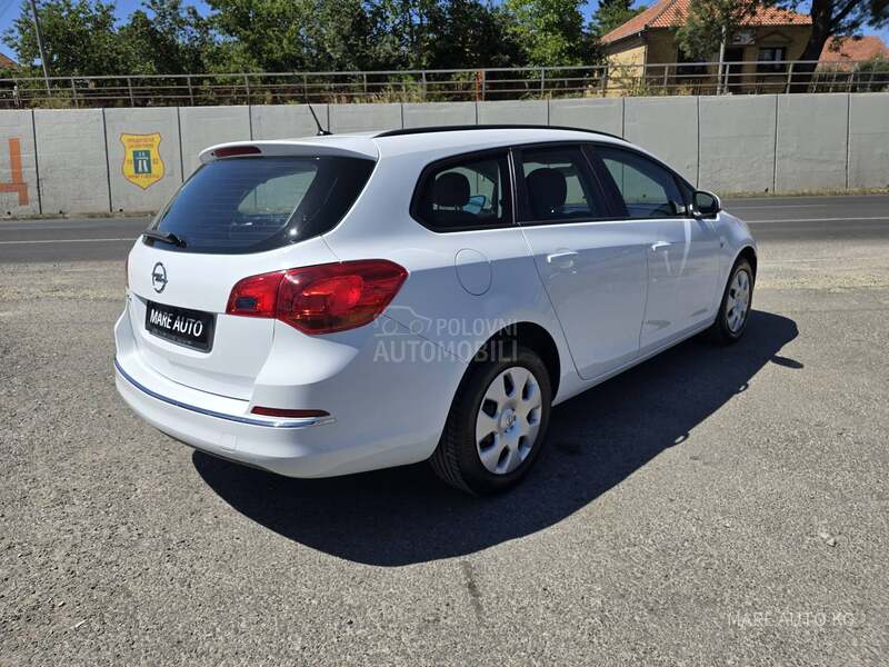 Opel Astra J 1.6B/CH/KAO N0VA
