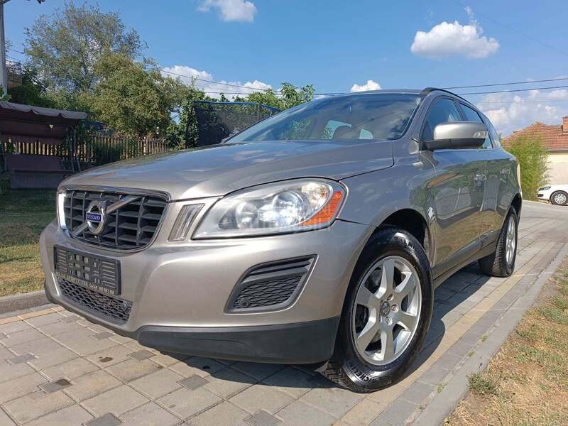 Volvo XC60 2.4 d3 awd