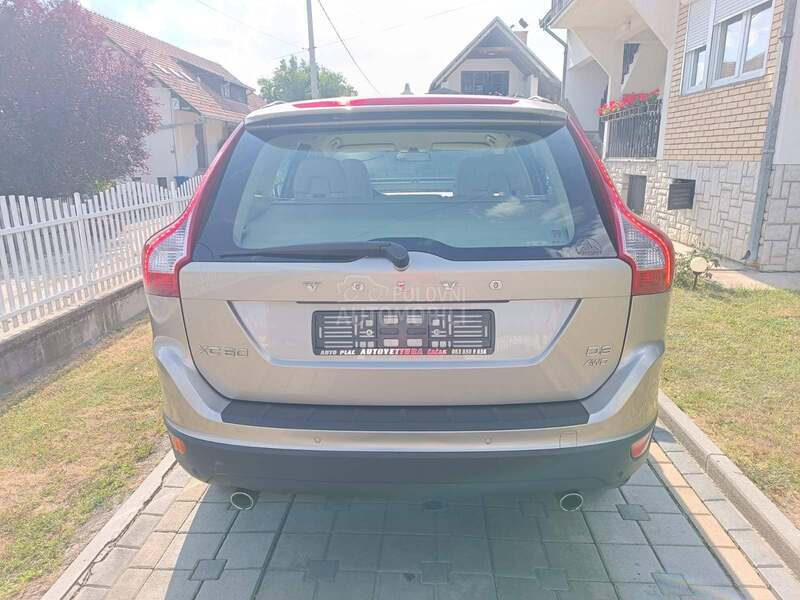 Volvo XC60 2.4 d3 awd