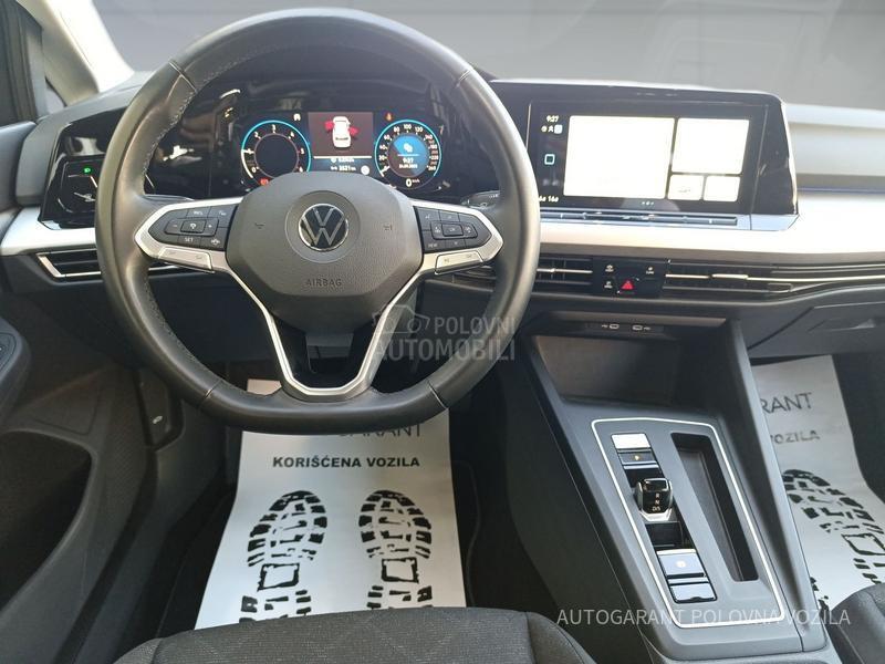 Volkswagen Golf 8 2.0 TDI LIFE DSG