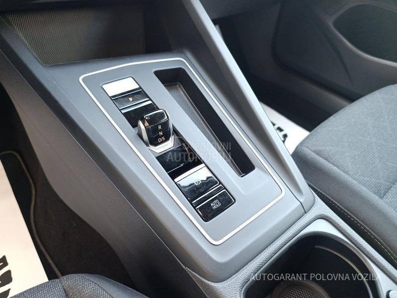 Volkswagen Golf 8 2.0 TDI LIFE DSG