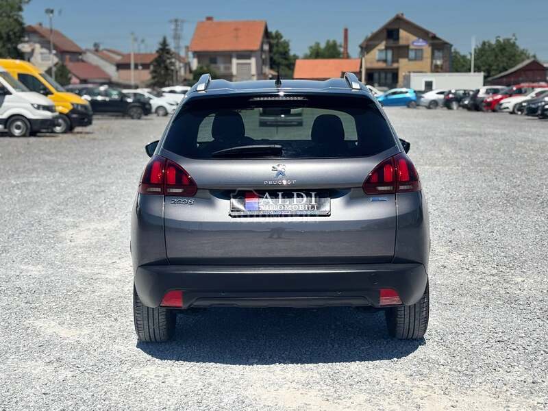 Peugeot 2008 1.2 Puretech