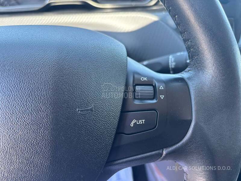 Peugeot 2008 1.2 Puretech