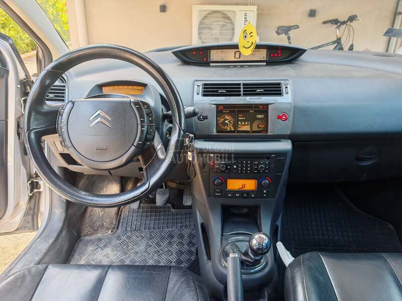 Citroen C4 