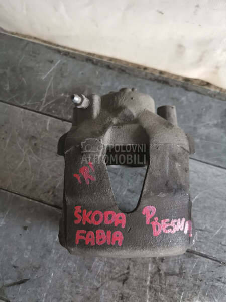 Kociona klešta prednja desna