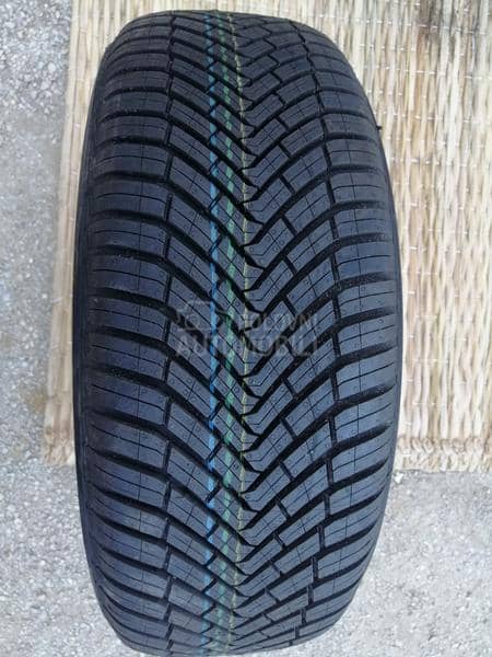 Continental 205/55 R16 Sve sezone