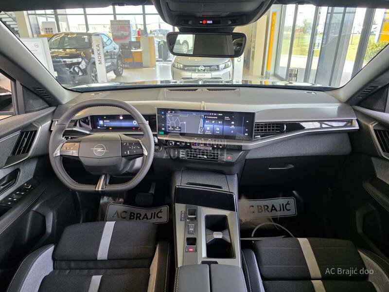 Opel Grandland 1.2 136 HP AT6 MHEV
