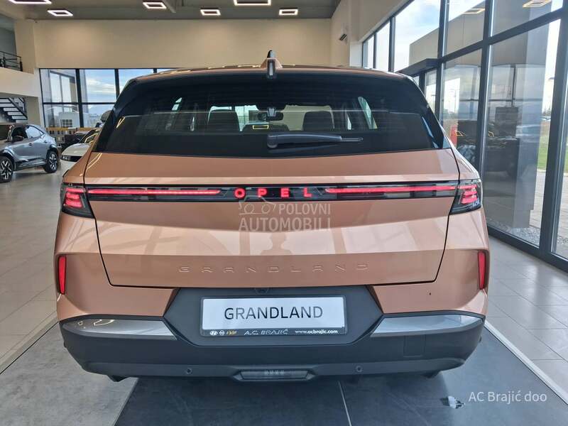 Opel Grandland 1.2 136 HP AT6 MHEV