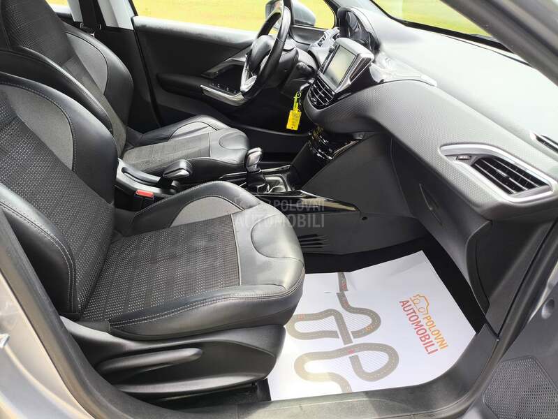 Peugeot 2008 1.2 ALLURE
