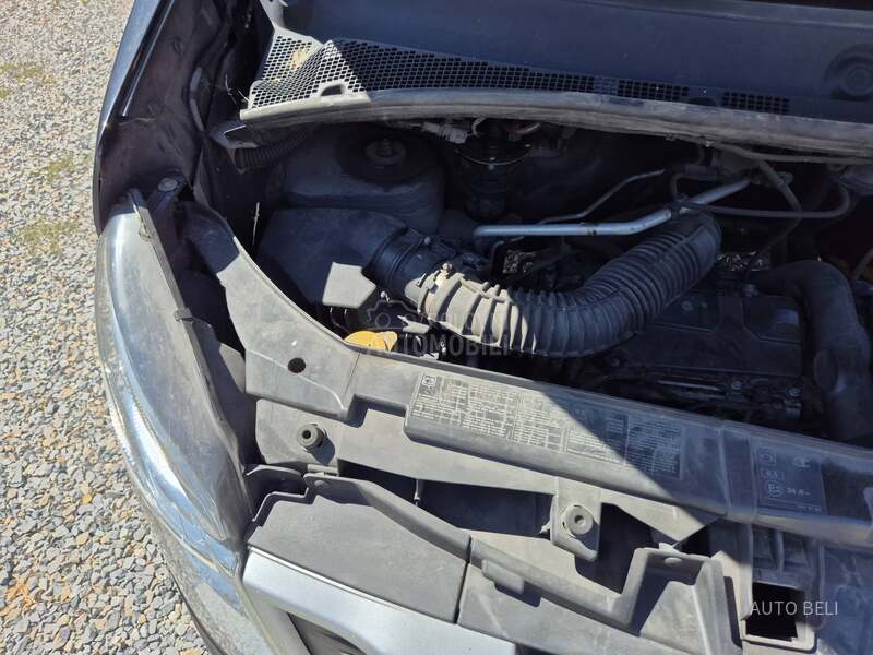Nissan Nv400 2.3 DCI