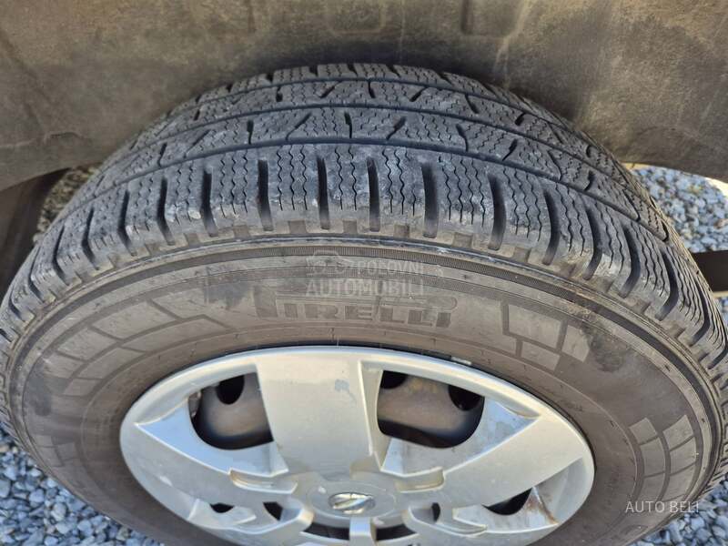 Nissan Nv400 2.3 DCI