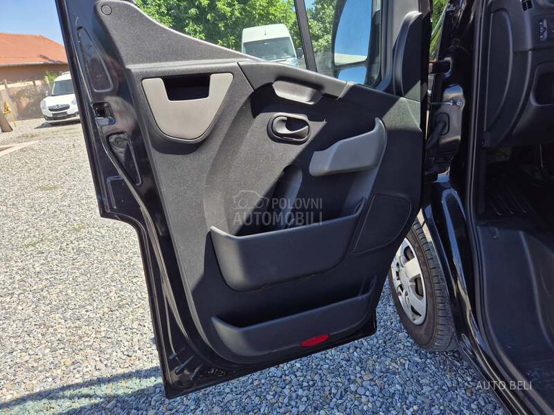 Nissan Nv400 2.3 DCI