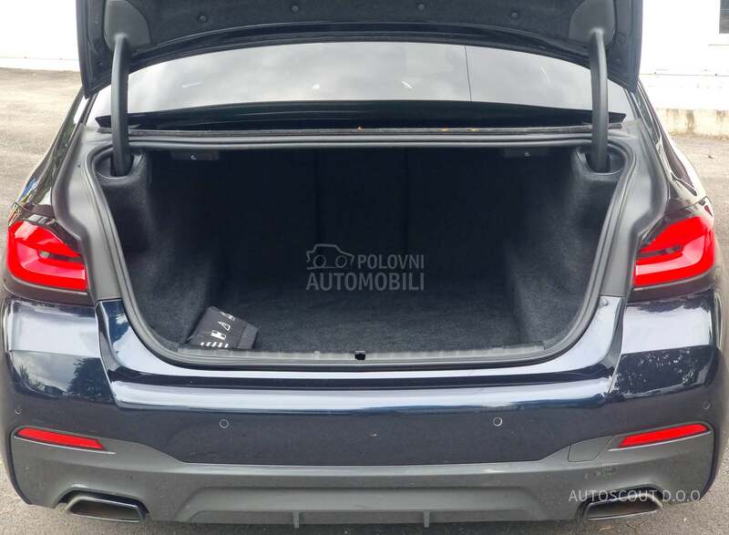 BMW 520 xDrive M pack