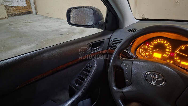 Toyota Avensis 2.0 tdi