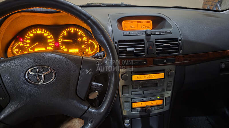 Toyota Avensis 2.0 tdi