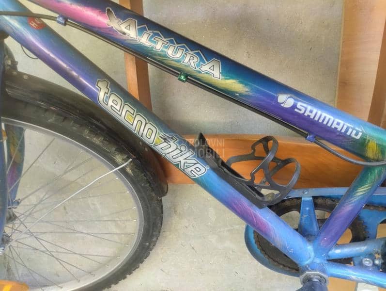 Altura Tecno Bike