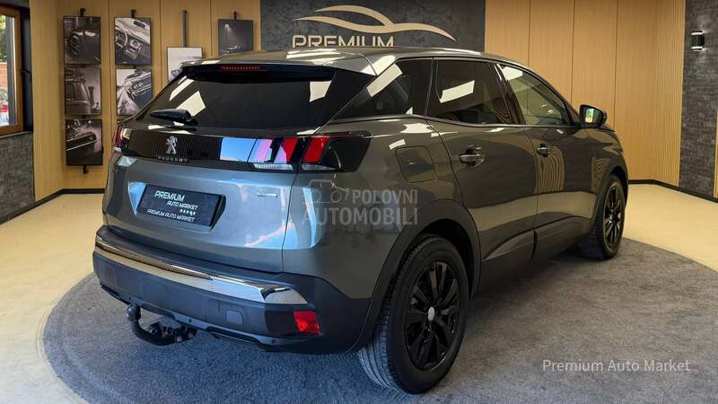 Peugeot 3008 //1.2////S A L O N