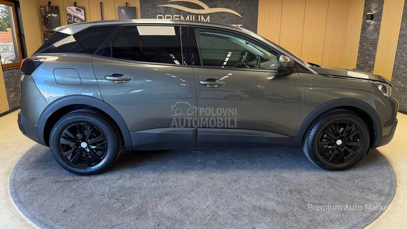 Peugeot 3008 //1.2////S A L O N
