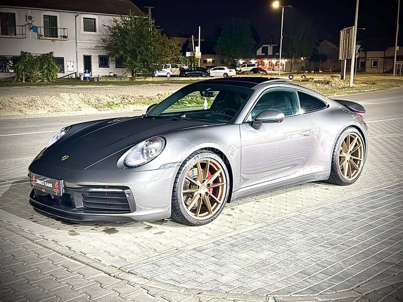 Porsche 911 992/4S/bose/360/pan