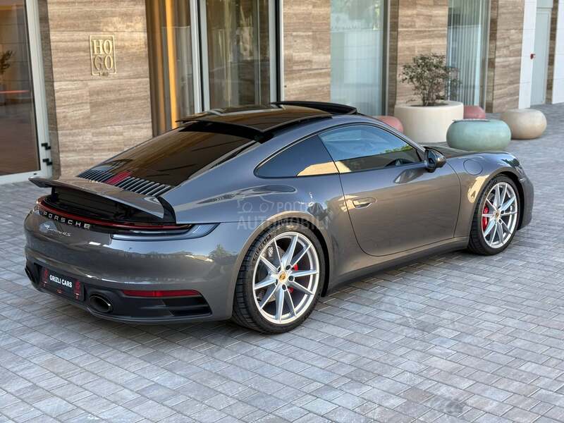 Porsche 911 992/4S/bose/360/pan