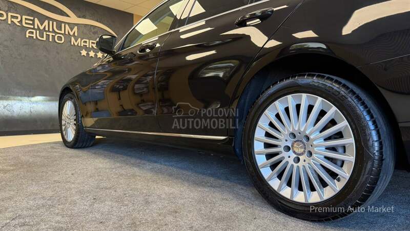 Mercedes Benz C 220 //2.2d//KOŽA/FUL