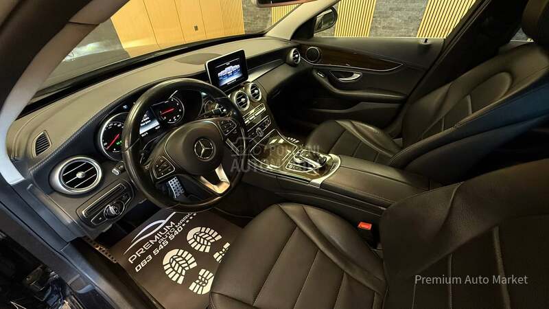 Mercedes Benz C 220 //2.2d//KOŽA/FUL