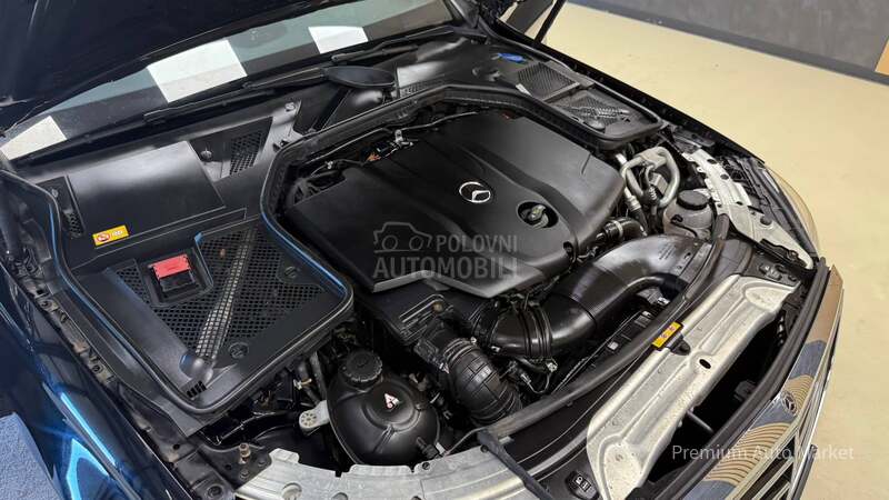 Mercedes Benz C 220 //2.2d//KOŽA/FUL