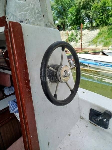 Suzuki Čamac sa kabinom