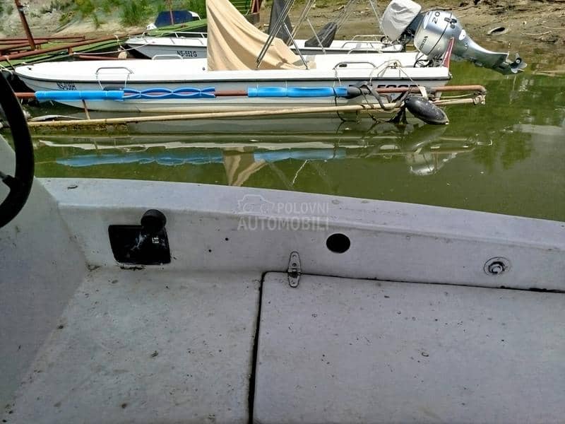 Suzuki Čamac sa kabinom