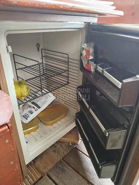 Suzuki Čamac sa kabinom