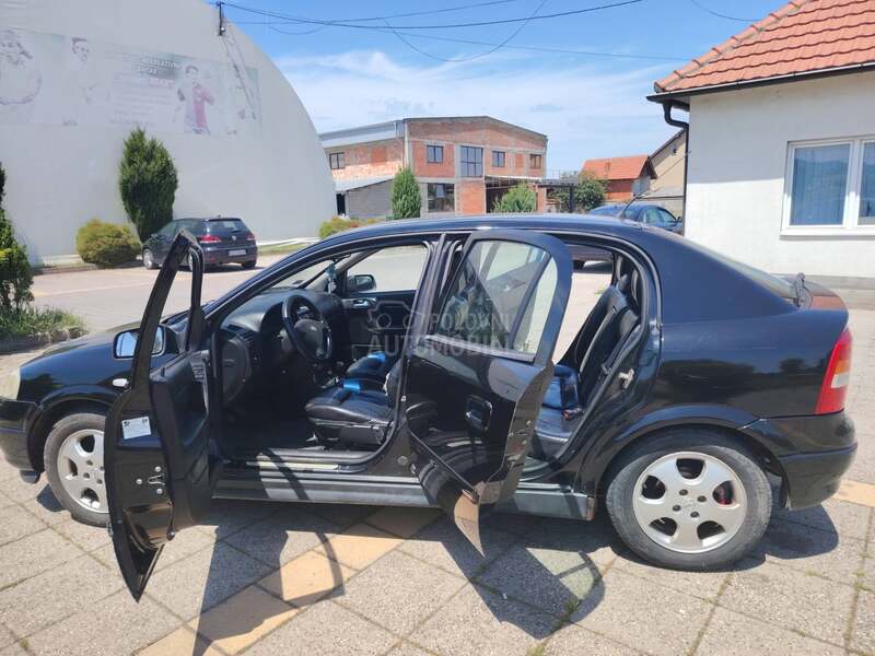 Opel Astra G 1.6