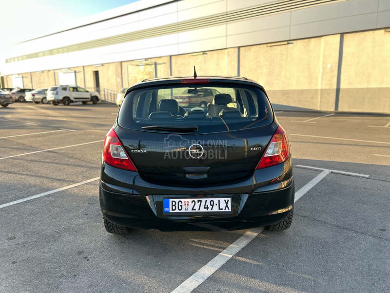 Opel Corsa D 1.3 CDTI COSMO