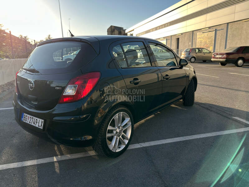 Opel Corsa D 1.3 CDTI COSMO