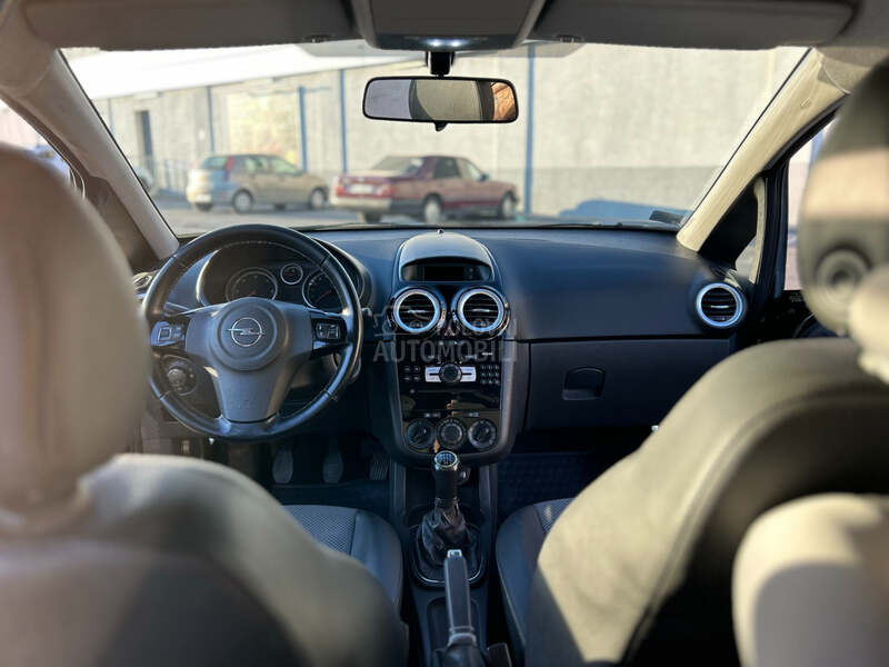 Opel Corsa D 1.3 CDTI COSMO