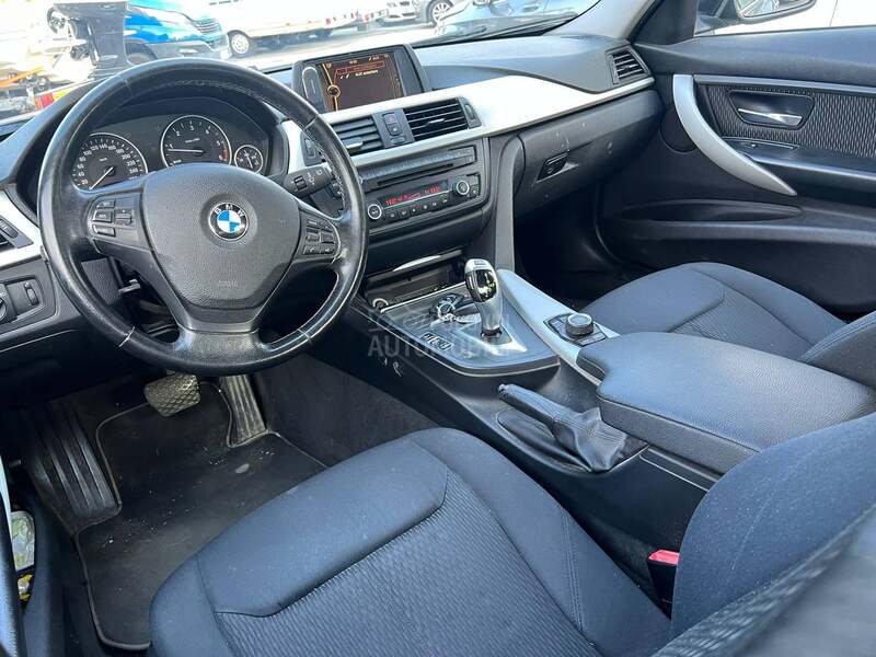 BMW 320 