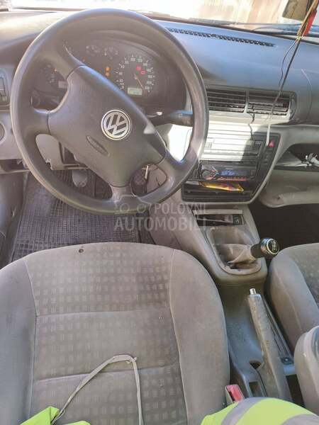 Volkswagen Passat B5 1.9