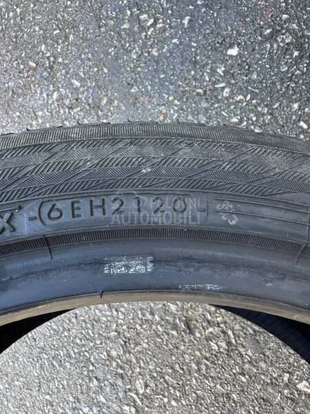 Yokohama 245/40 R18 Zimska