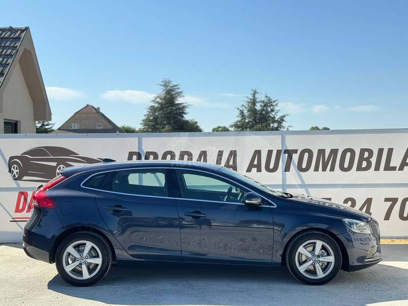 Volvo V40 KOŽA