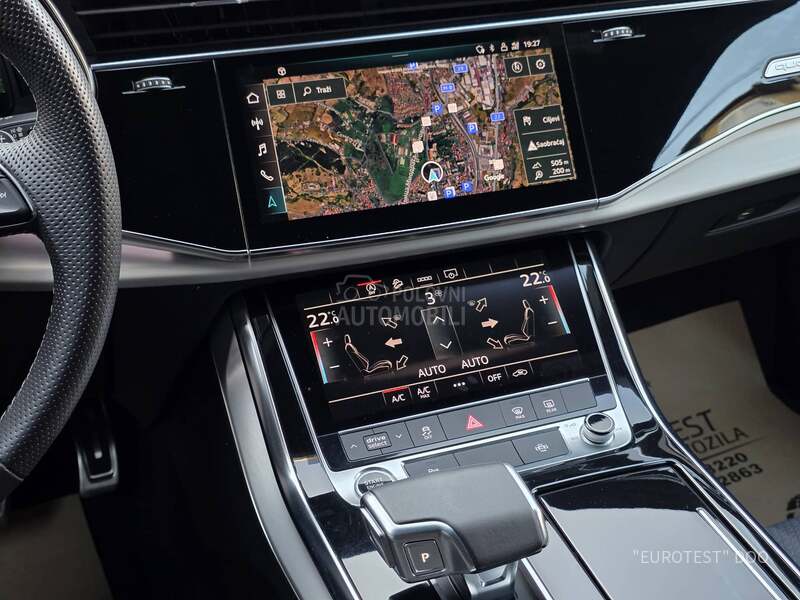 Audi Q8 S-line