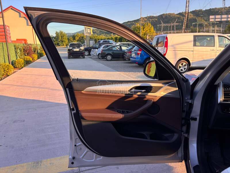 BMW X3 SDrive 18D