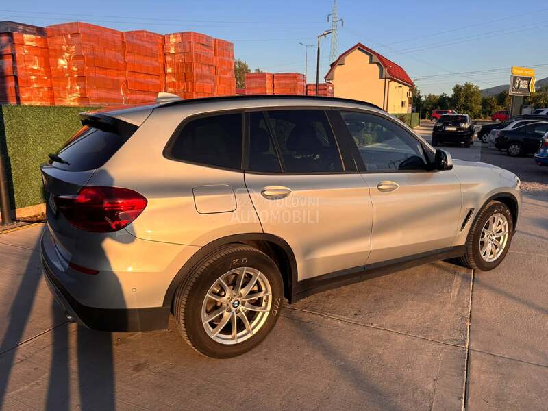 BMW X3 SDrive 18D