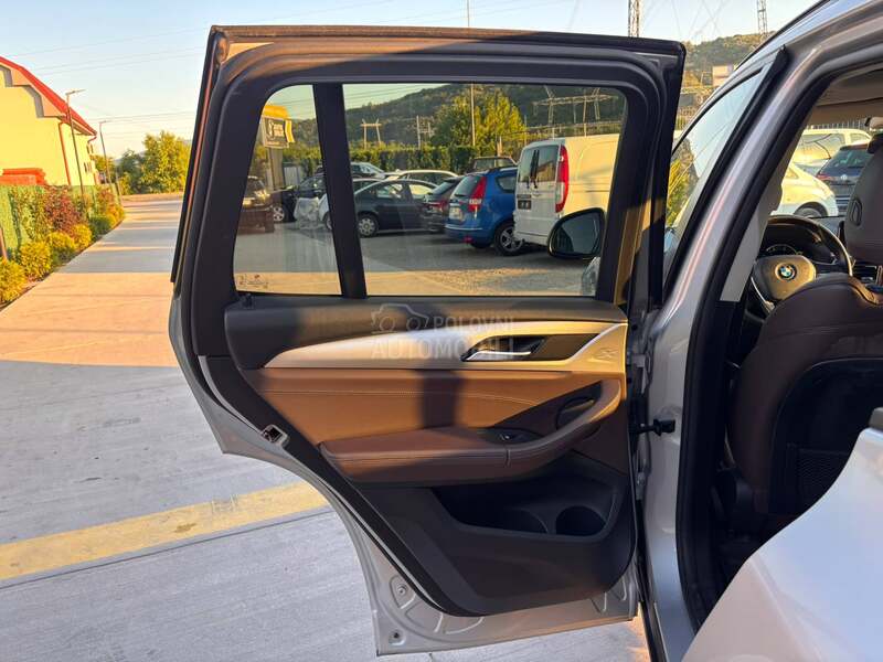 BMW X3 SDrive 18D