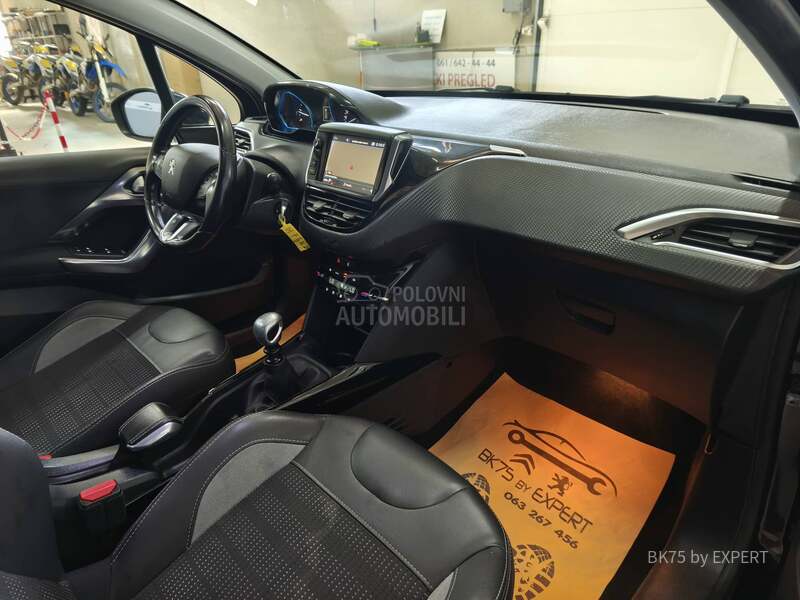 Peugeot 2008 ALURE 1.6hdi