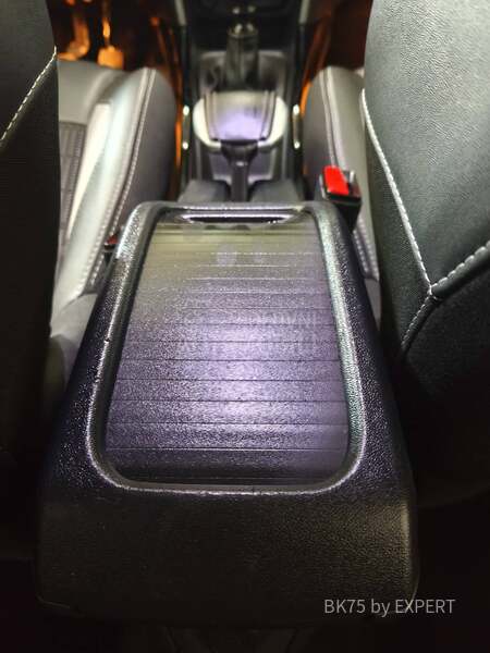 Peugeot 2008 ALURE 1.6hdi