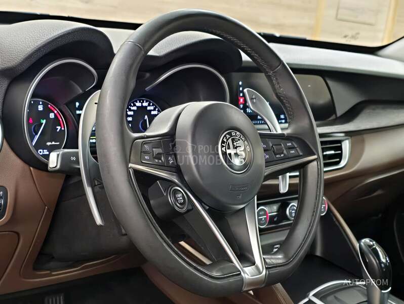 Alfa Romeo Stelvio 2.0 Turbo Super Q4