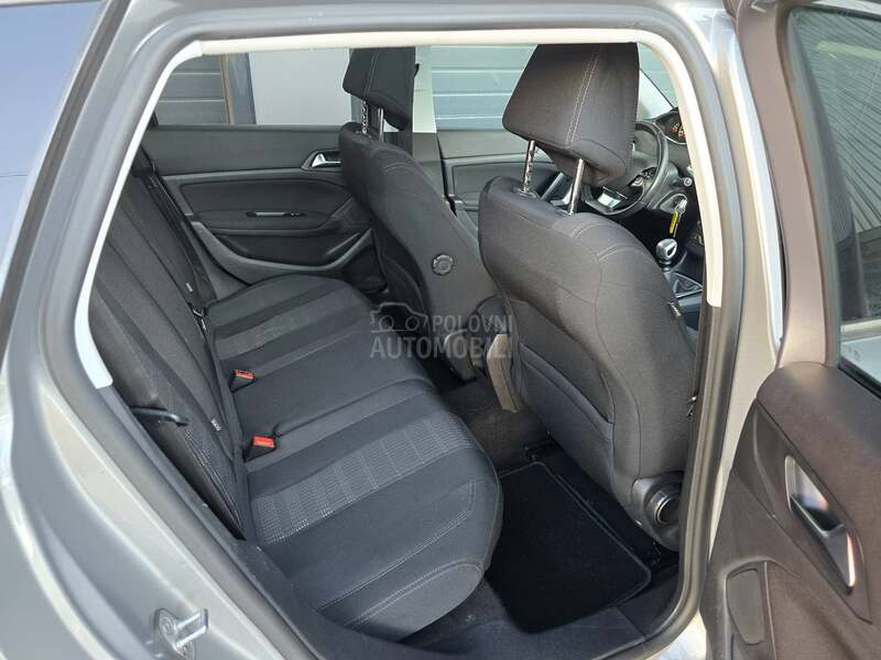 Peugeot 308 1.6 HDI PANO