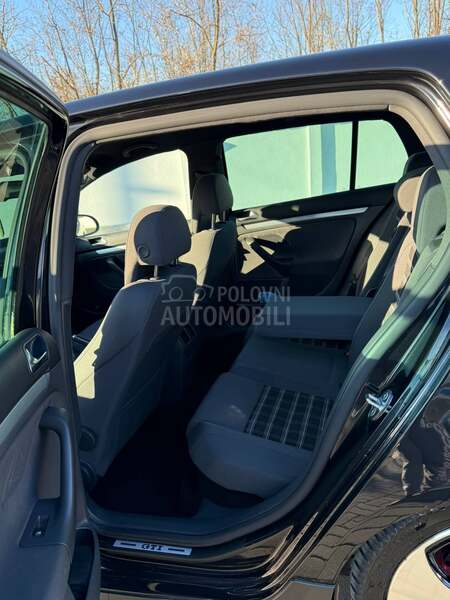 Volkswagen Golf 5 GTI