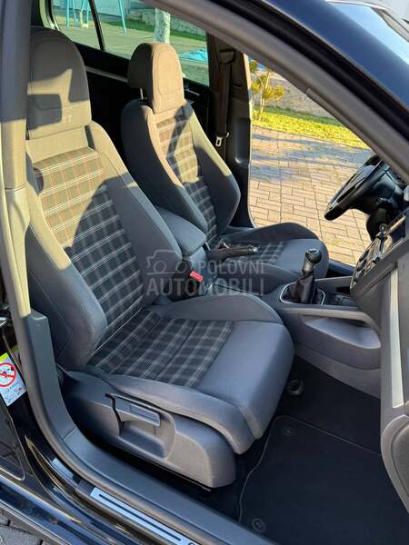 Volkswagen Golf 5 GTI