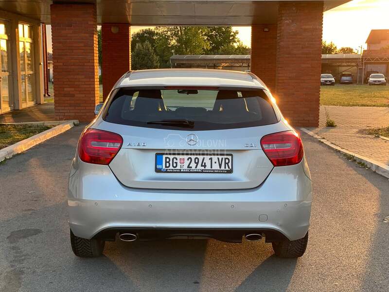 Mercedes Benz A 180 T O P // T O P